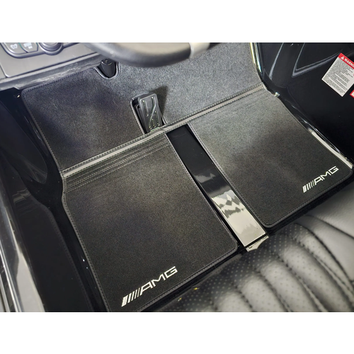 Mercedes G63 - 2 places - 4 moteurs (grande)